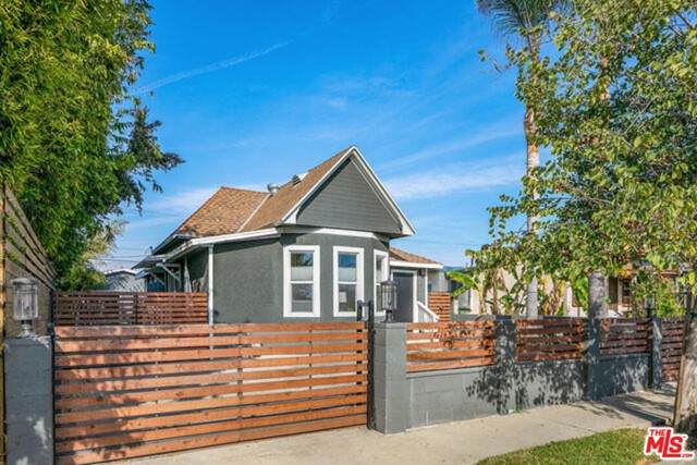 5623 Homeside Avenue - Photo 1