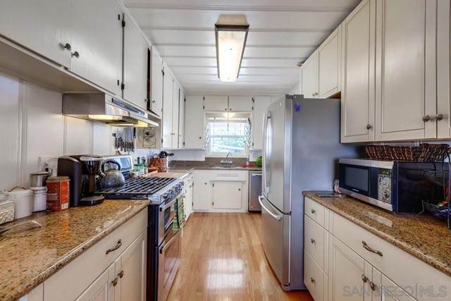 2109 Bonita - Photo 1