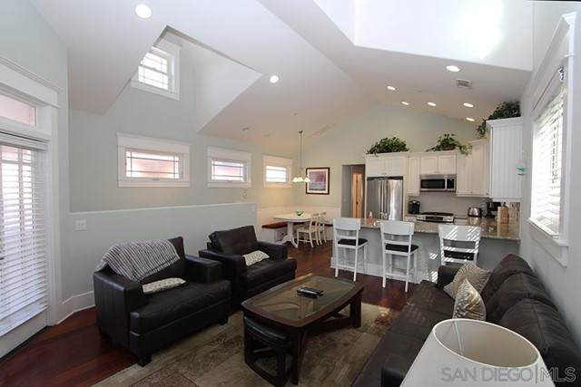 851 G Ave - Photo 1