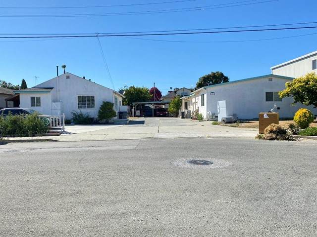 1556 Grand Boulevard - Photo 1