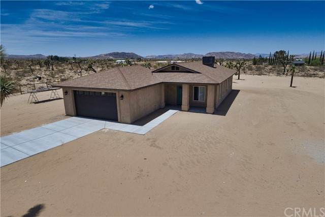 58752 Stearman Road - Photo 1