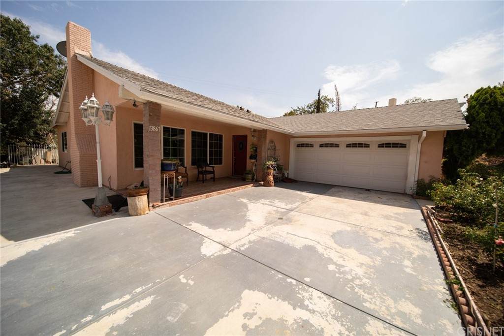 13867 Gavina Avenue - Photo 1