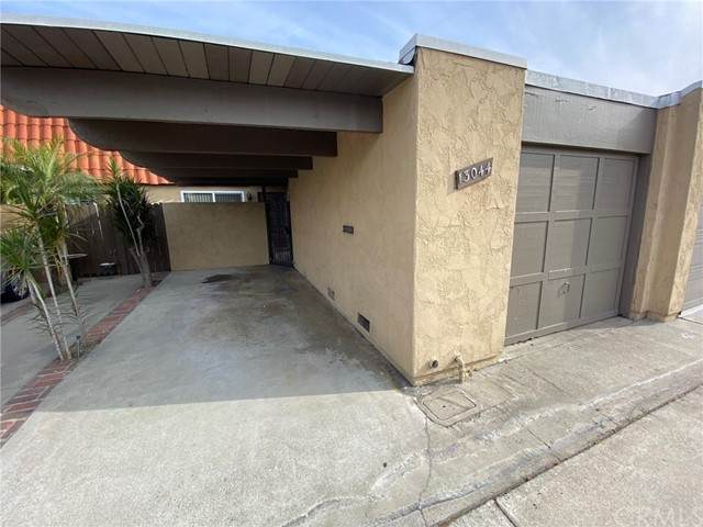 13044 Thoroughbred Way - Photo 1