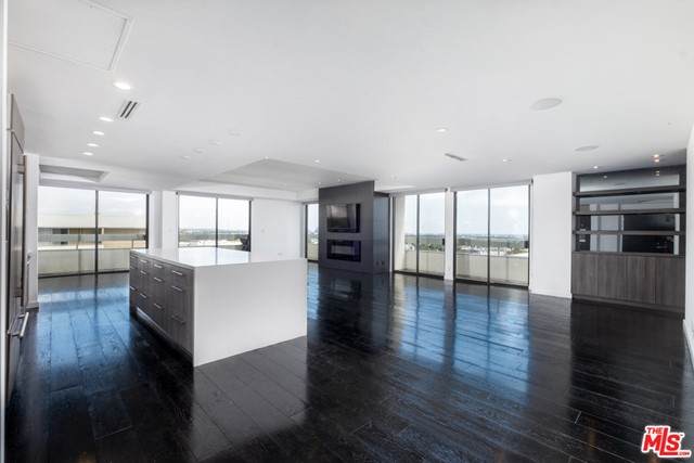 1601 Fuller Avenue - Photo 1