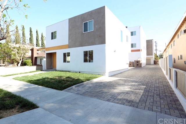 14228 Sylvan Street - Photo 1
