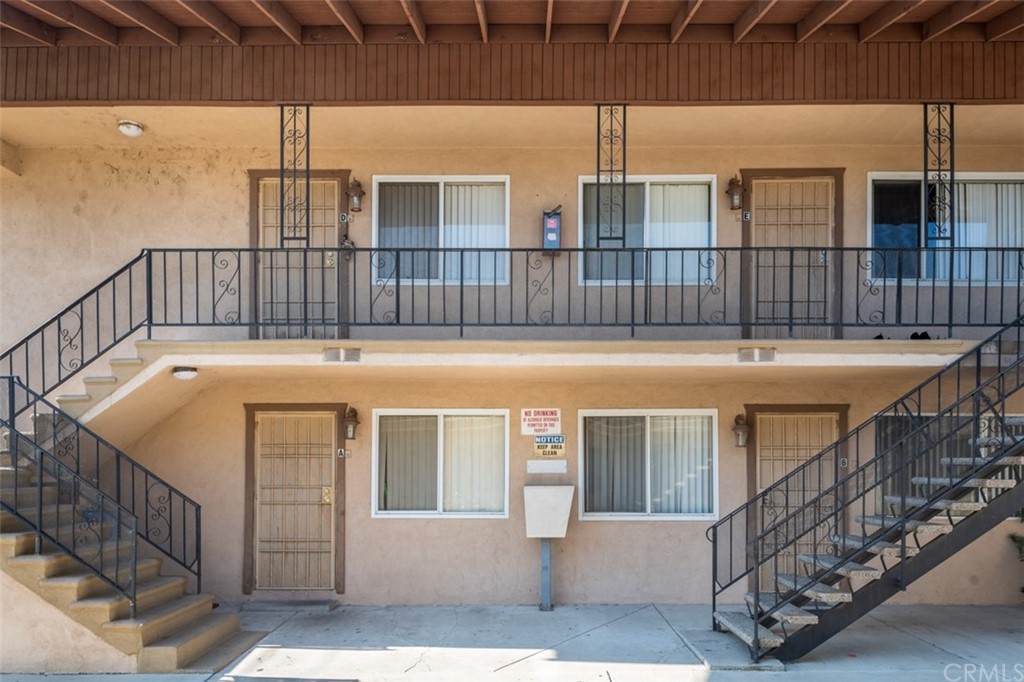3138 Lashbrook Avenue - Photo 1