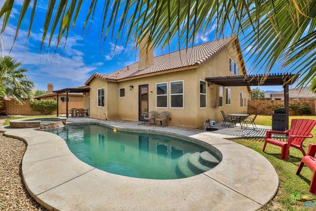 37424 Stratford Street - Photo 1