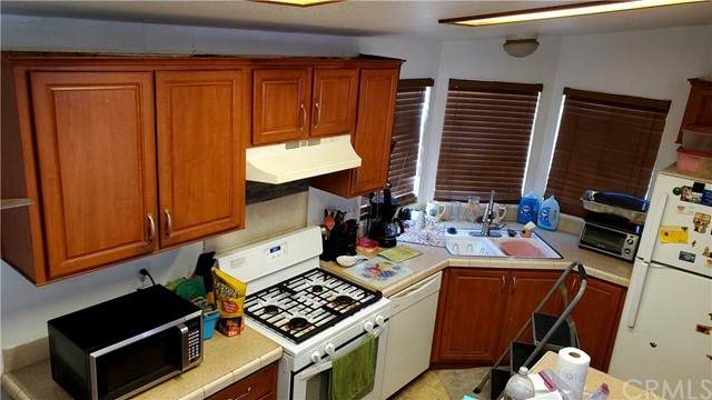 8811 Park - Photo 1