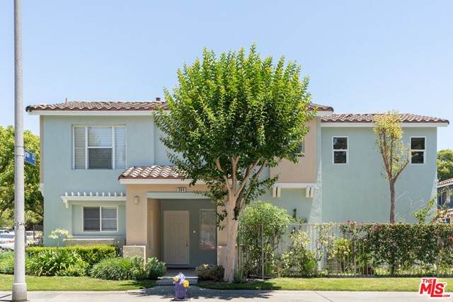 304 Gabriel Garcia Marquez Street - Photo 1