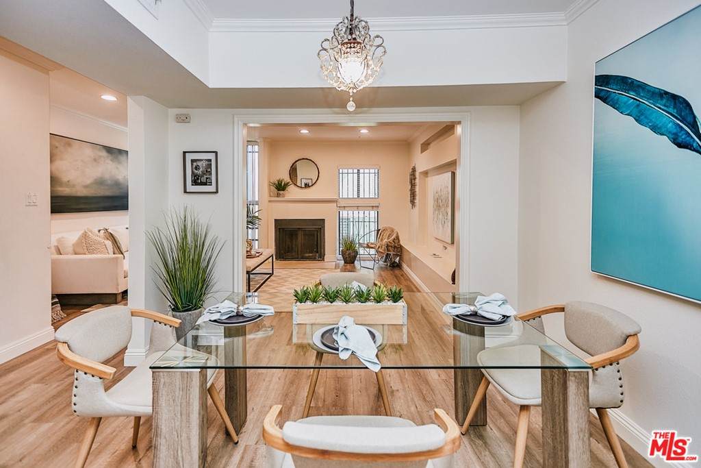 443 Gramercy Place - Photo 1