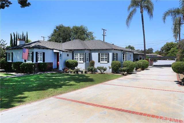 221 Mission Drive - Photo 1