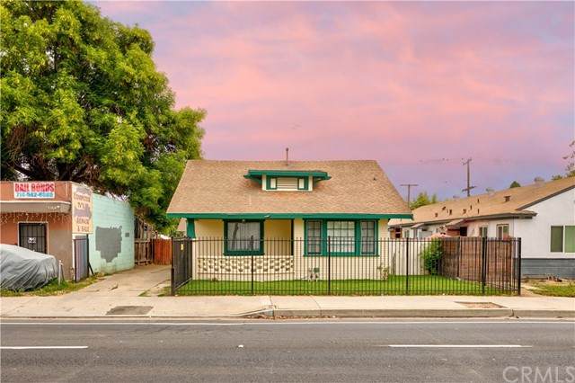 1016 1st Street - Photo 1
