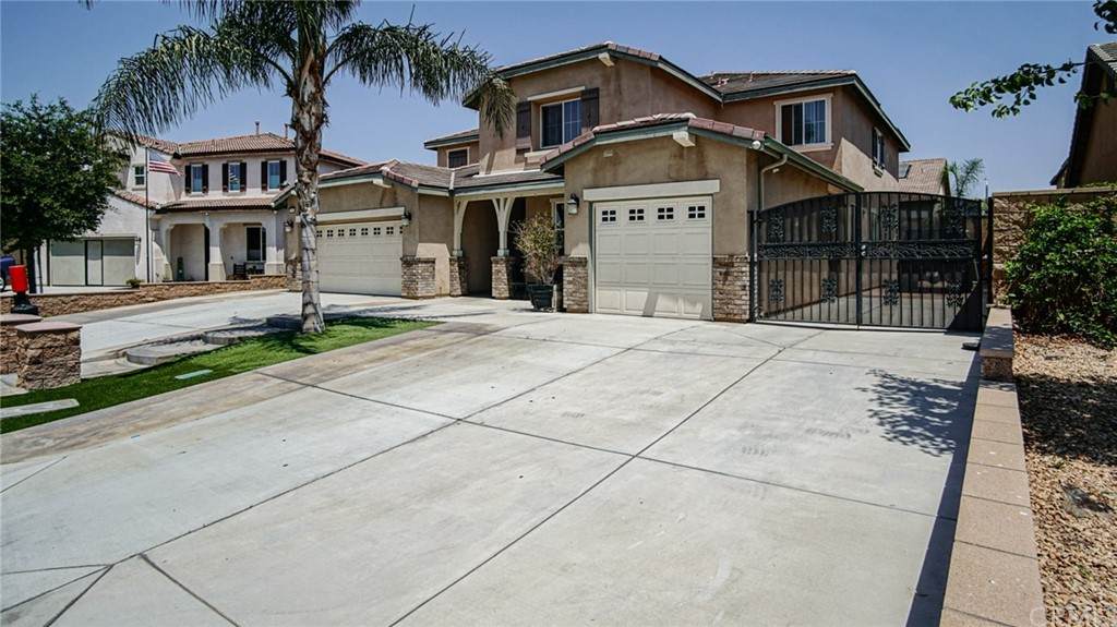 11961 Nuthatch Court - Photo 1