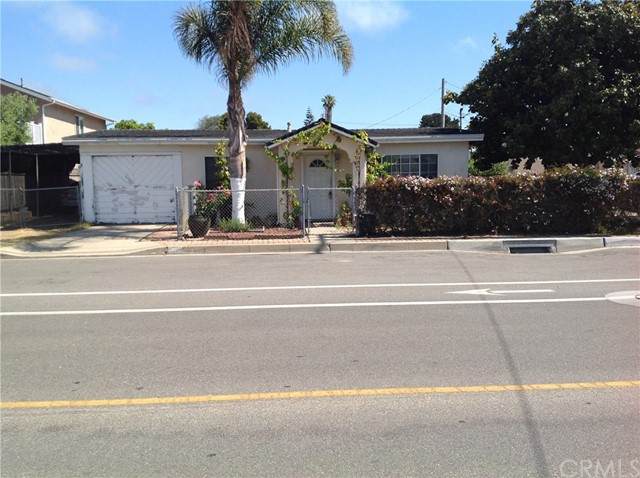 1295 Mentone Avenue - Photo 1