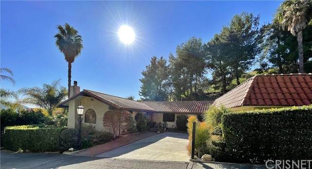 1035 Vista Grande Street - Photo 1