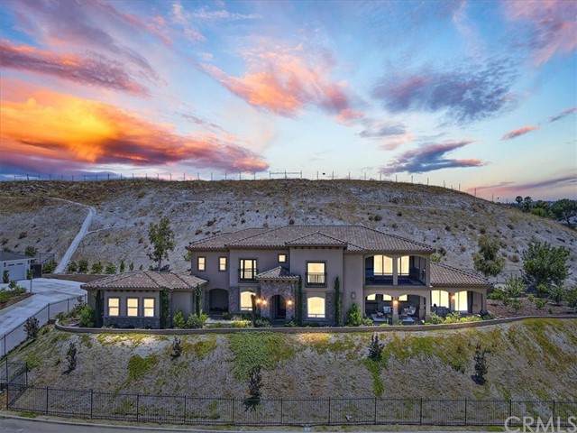 5662 Royal Ridge Court - Photo 1