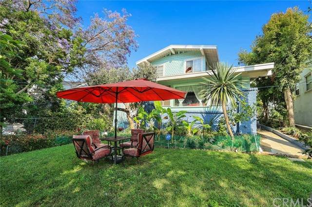 1406 Edgecliffe Drive - Photo 1