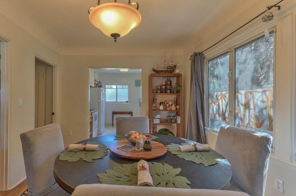 410 Pine Avenue - Photo 1