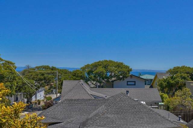 410 Pine Avenue - Photo 1