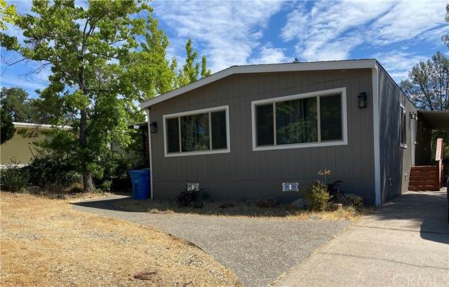 33 Tarn Circle - Photo 1
