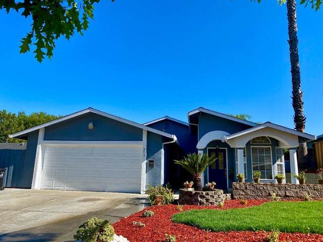 2015 Cranworth Circle - Photo 1