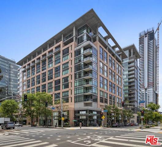 1111 Grand Avenue - Photo 1