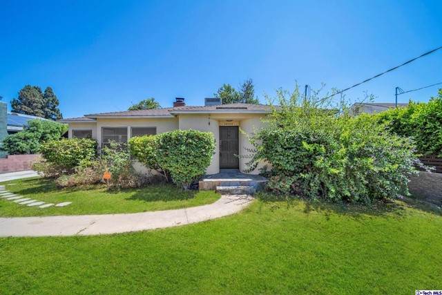 14004 Sylvan Street - Photo 1
