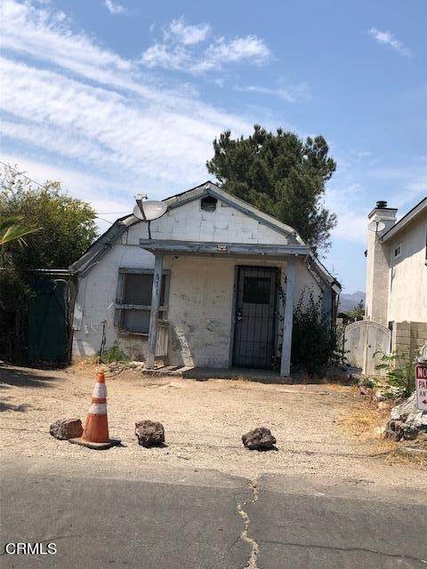 831 Blaine Avenue - Photo 1