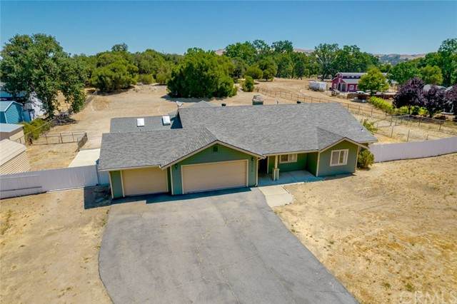 2815 Ferrocarril Road - Photo 1