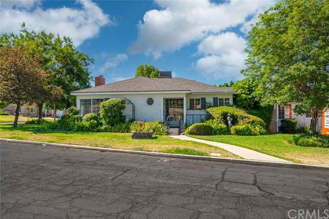 1425 Yucca Drive - Photo 1