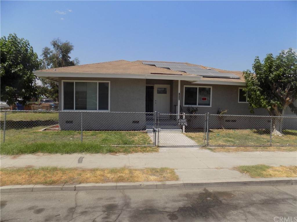 1096 Esperanza Street - Photo 1
