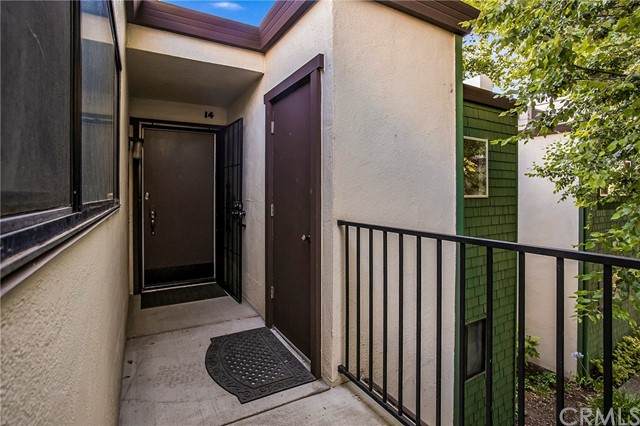 555 Vallombrosa Avenue - Photo 1