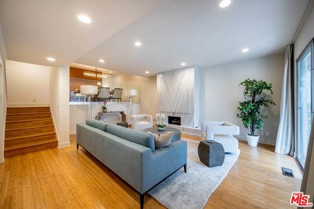 4804 La Villa Marina - Photo 1