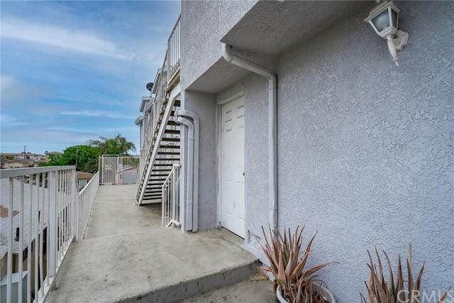 684 3rd Street - Photo 1