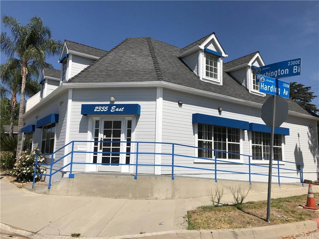 2355 Washington Boulevard - Photo 1
