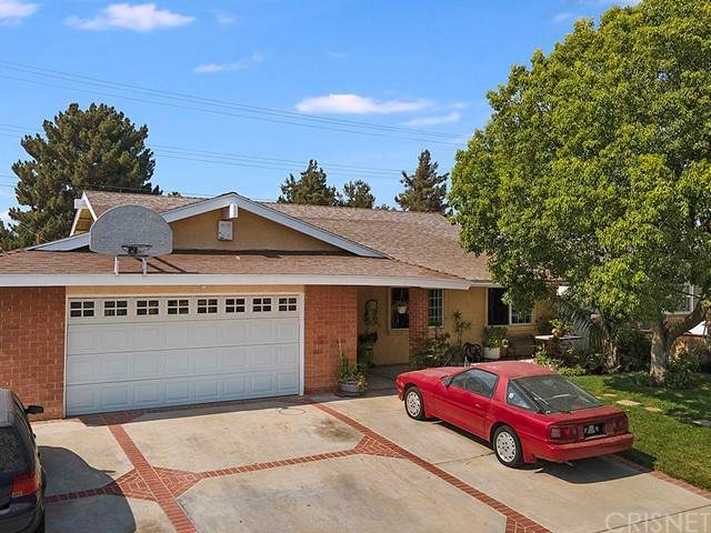 2563 Lee Street - Photo 1
