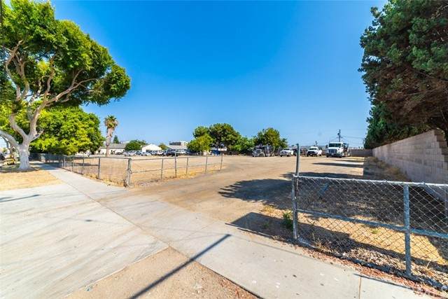 6801 Western Avenue - Photo 1