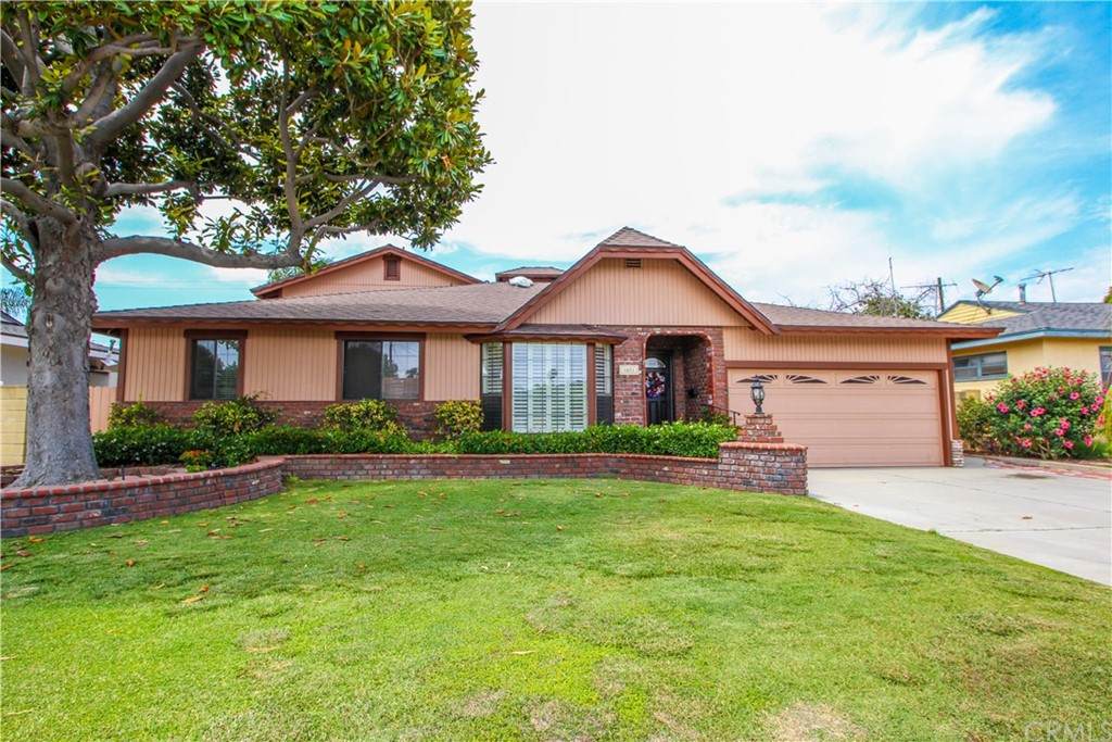 1621 Sumac Lane - Photo 1