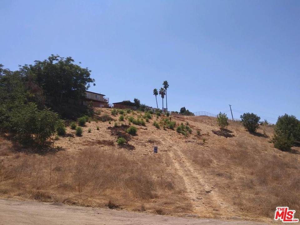 3953 3957 Locke - Photo 1