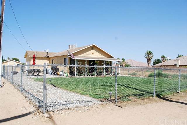 42603 50th Street - Photo 1