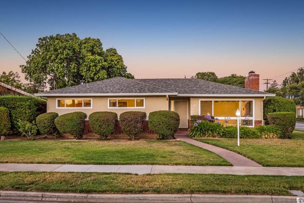 1498 Santa Inez Drive - Photo 1