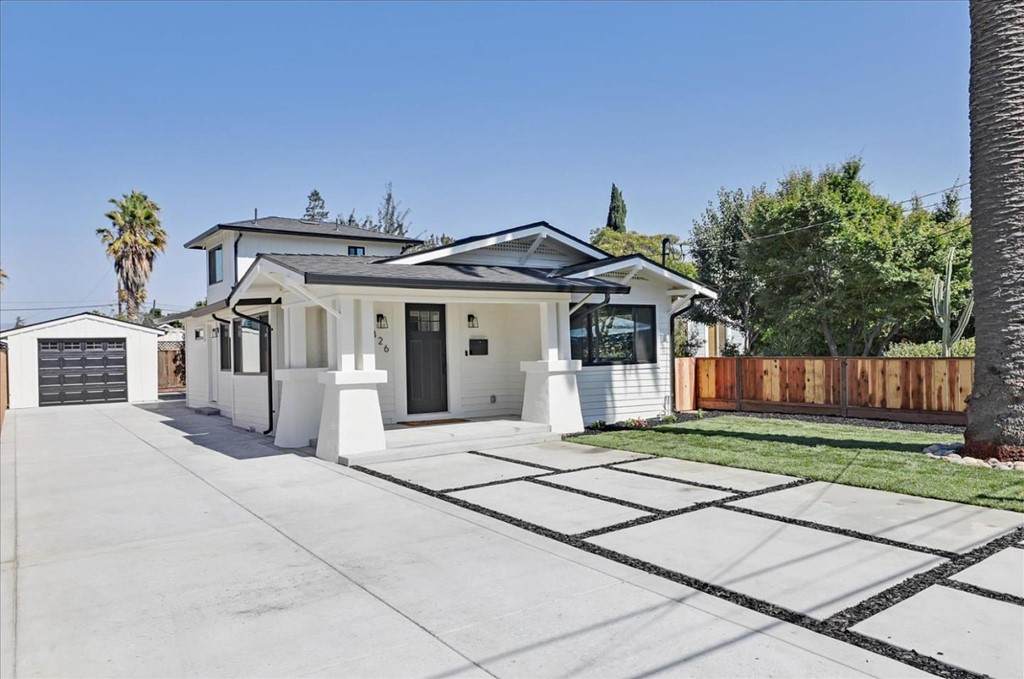 326 Rutland Avenue - Photo 1