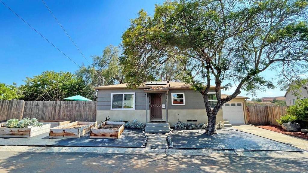 5183 De Burn Dr. - Photo 1