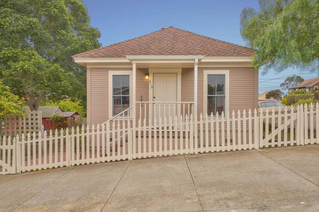 519 Dickman Avenue - Photo 1