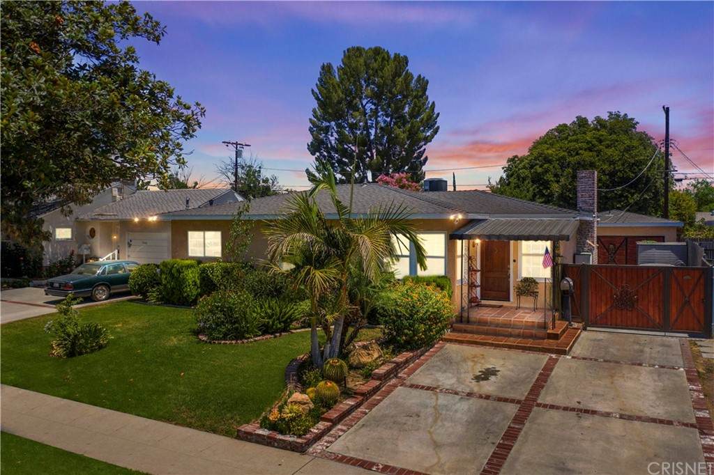 7436 Genesta Avenue - Photo 1