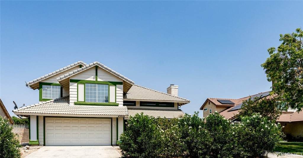 43516 11th Street - Photo 1