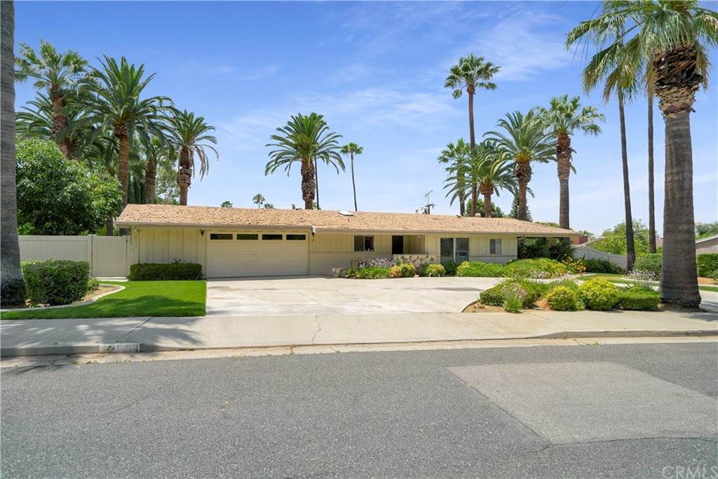 5219 Telefair Way - Photo 1