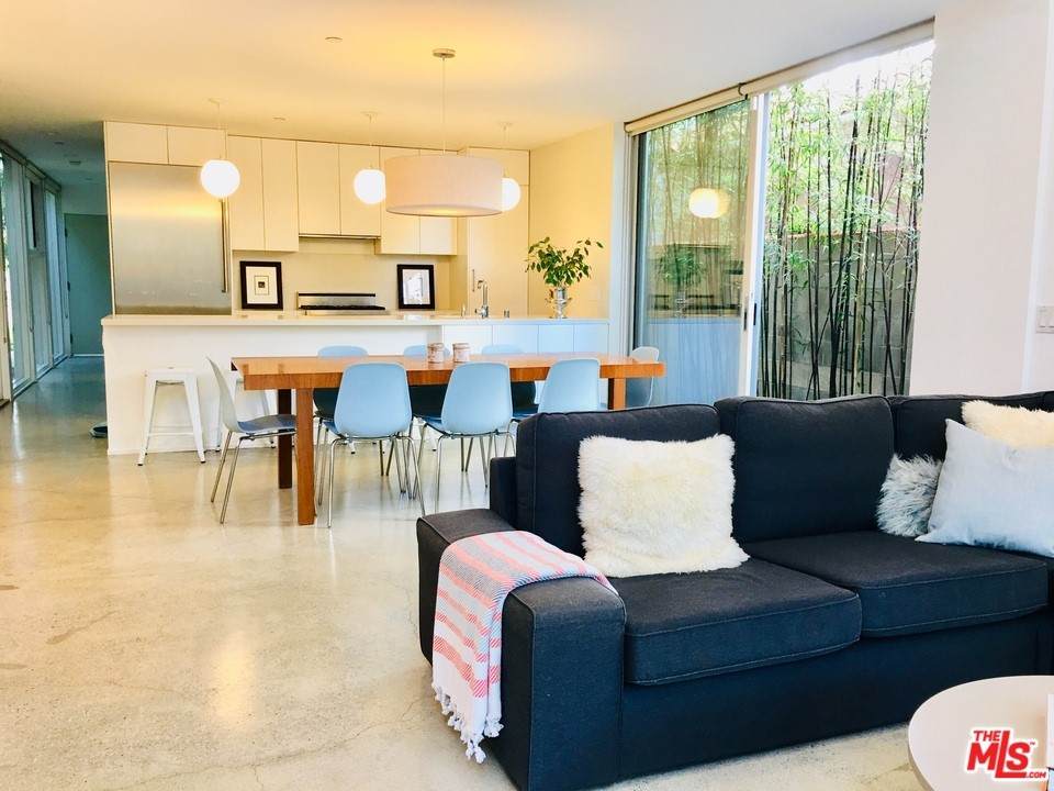 712 Marine Street - Photo 1