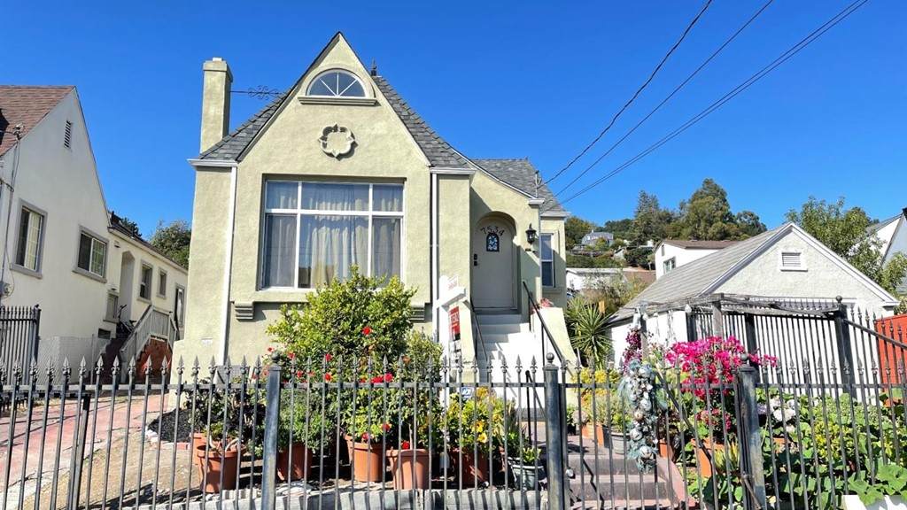 7534 Ney Avenue - Photo 1