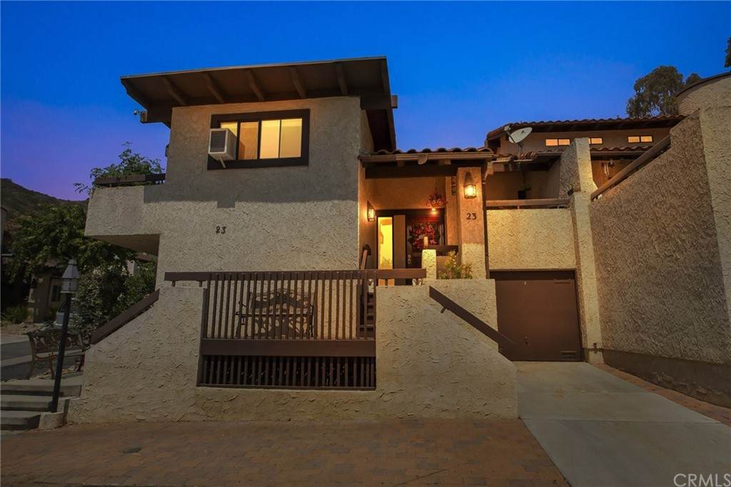 23 Cabrillo Drive - Photo 1